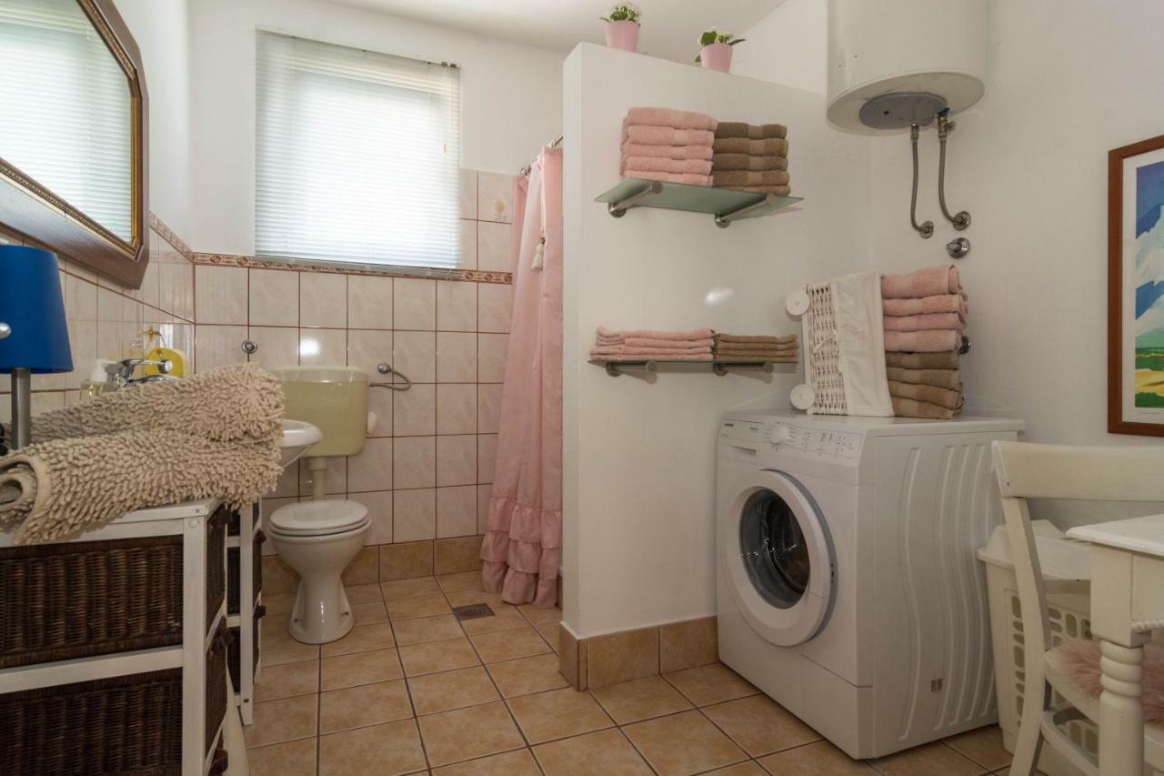 Apartman Felice Starigrad Paklenica Esterno foto